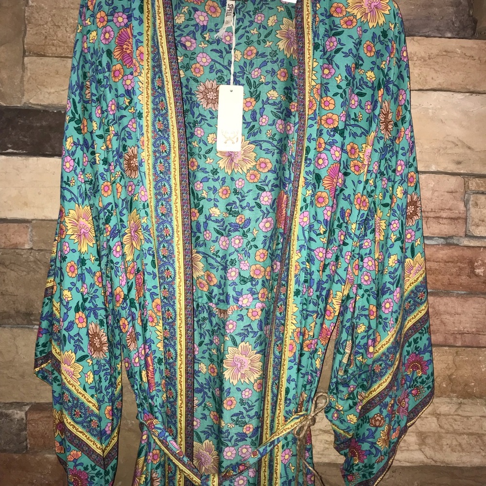 Spell Folk Town Kimono